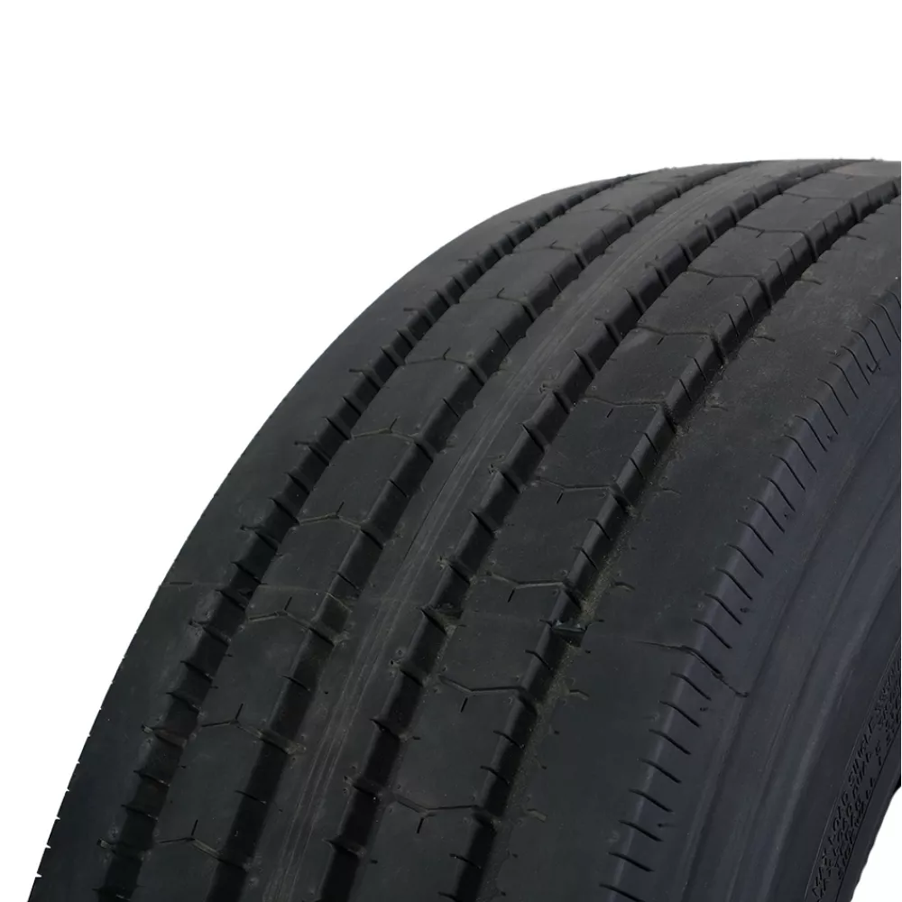 Грузовая шина 285/70 R19,5 Long March LM-216 18PR в Березниках