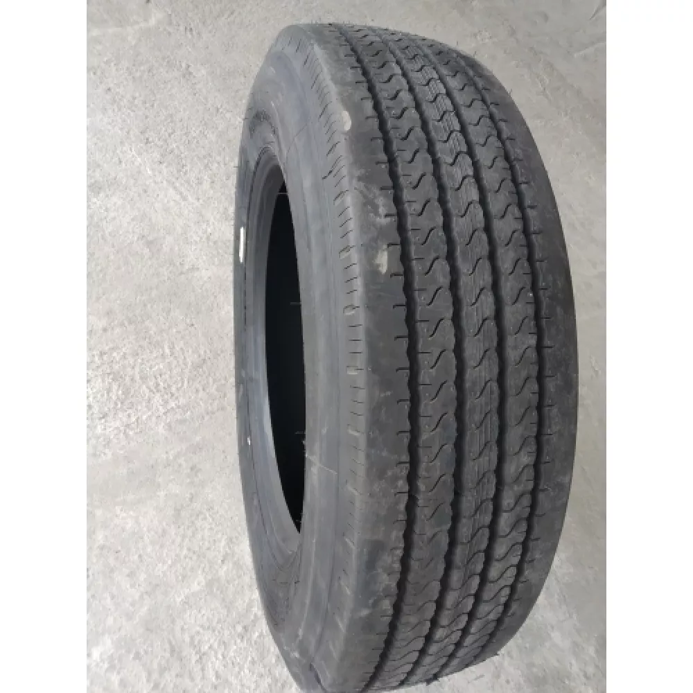 Грузовая шина 255/70 R22,5 Long March LM-120 16PR в Березниках