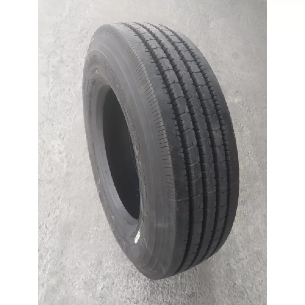 Грузовая шина 215/75 R17,5 Long March LM-216 16PR в Березниках