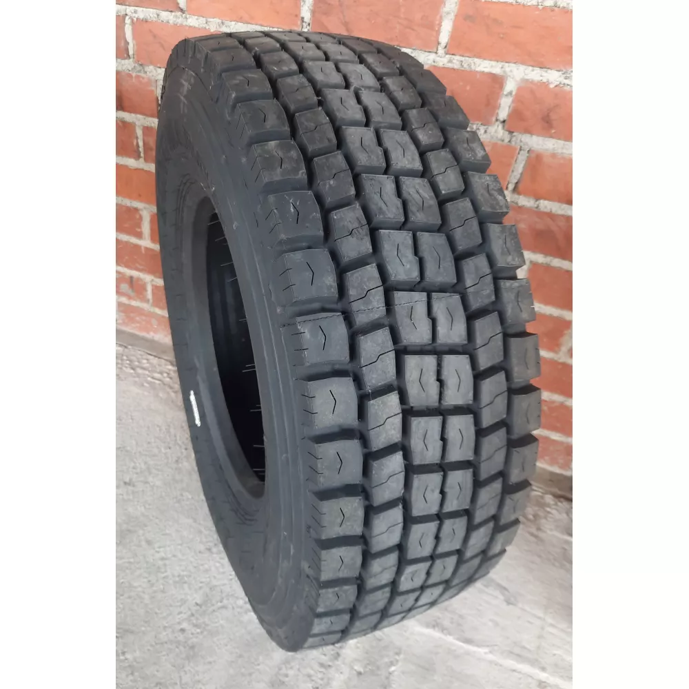 Грузовая шина 305/70 R19,5 Long March LM-329 18PR в Березниках