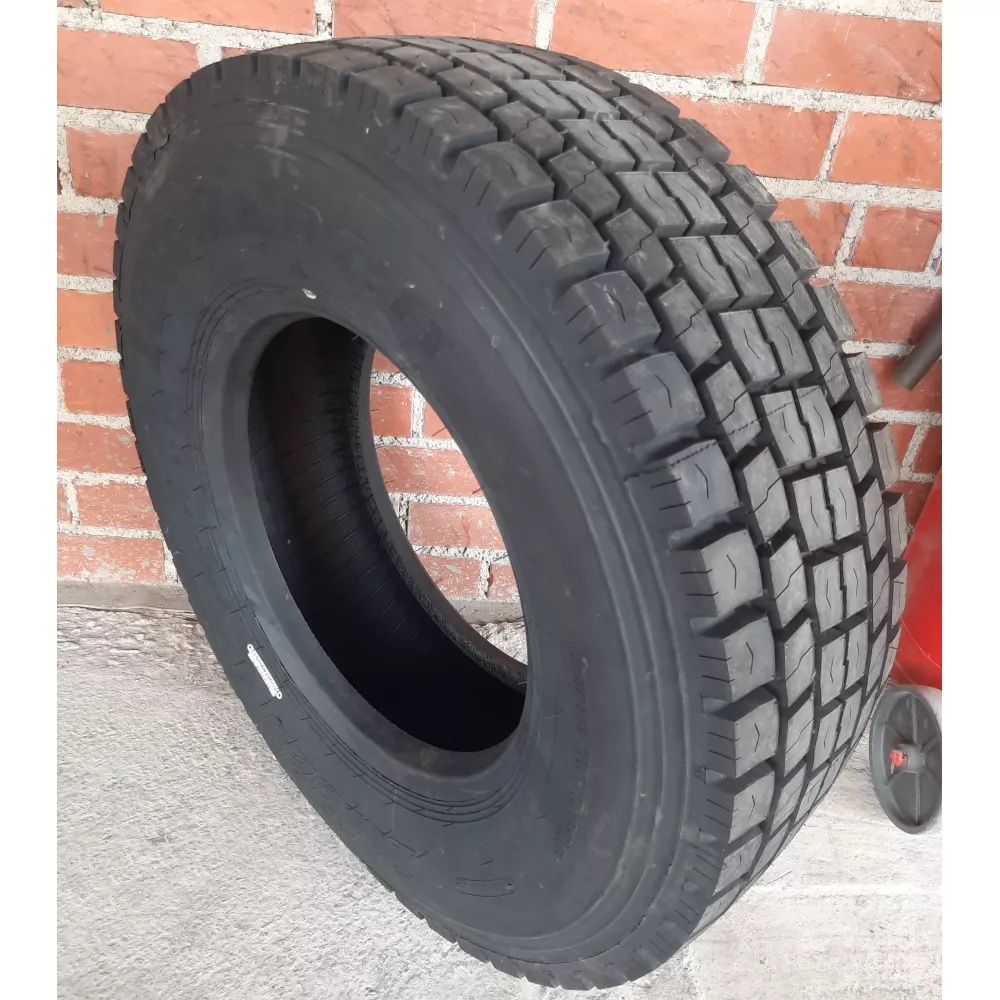 Грузовая шина 305/70 R19,5 Long March LM-329 18PR в Березниках